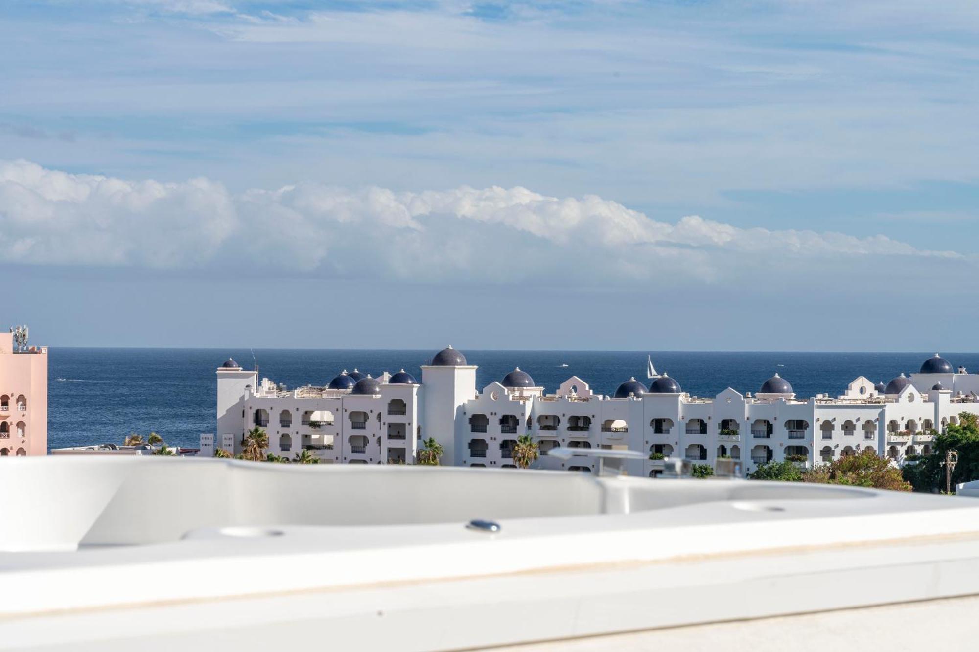 Luxury Apartment With Pool And Jacuzzi On Terrace In Medano Cabo San Lucas Extérieur photo